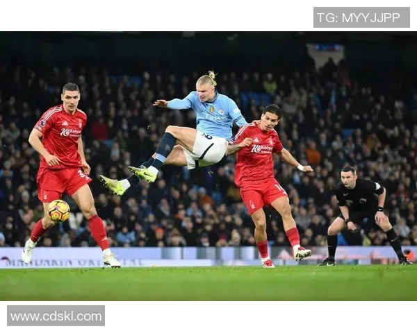 英超震撼战役曼城大胜尤文图斯引发历史冷门回顾